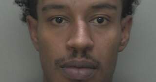 Man robbed as he left Hull nightclub filming on his phone