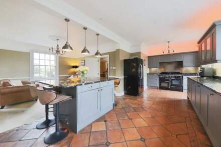 Charming country home that ‘feels special’ for sale with a guide price of £850k-£900k