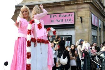 Families in Hull turn out in force to greet Santa – in pictures