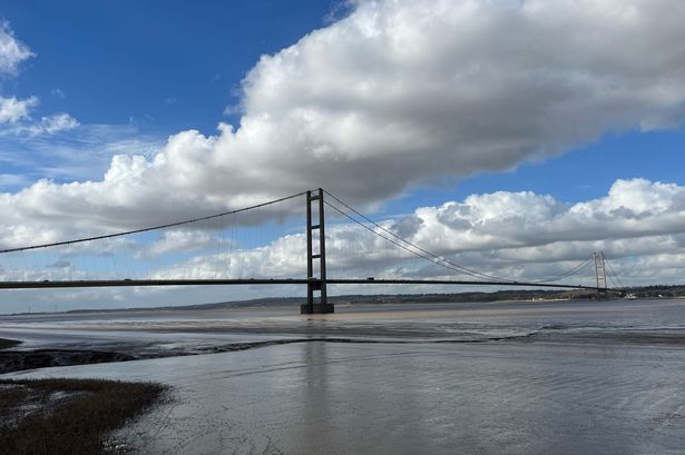 Humber Bridge closure LIVE: Yorkshire bridge closed to high-sided vehicles amid strong winds