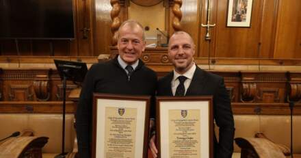 Tommy Coyle and Neil Hudgell receive Freedom of the City of Hull