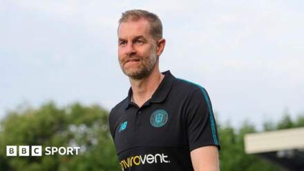 Simon Weaver: Harrogate Town boss says club must ‘fight the odds’ to stay up