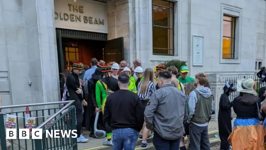 Wetherspoons ‘betraying community’ in Leeds Otley Run row