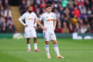 "Surely we can" – Leeds United fans in Man City clash agreement with call for change and Aaronson suggestion