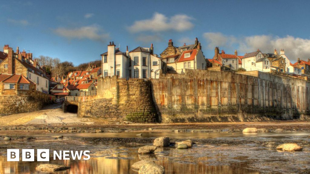 ‘End of an era’ as Robin Hood’s Bay Victorian Weekend bows out