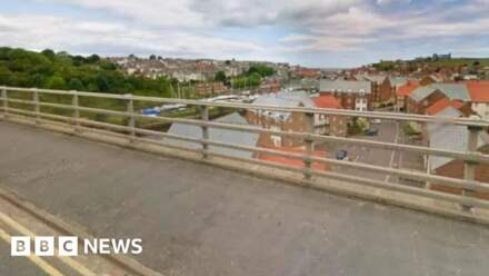 Councillors back calls to cut bridge speed limit in Whitby
