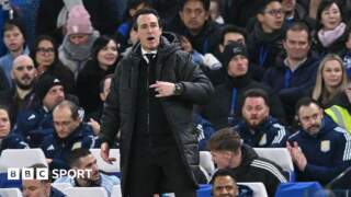 Chelsea investigate bottle throw at Aston Villa’s bench in Premier League match