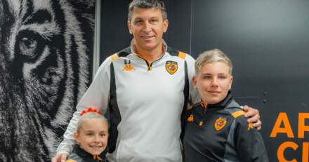 Young Hull City fans with incurable sight loss condition spend memorable day with heroes