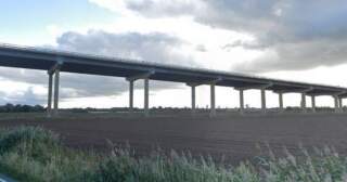 M62 Ouse Bridge lane closed as specialist work needed
