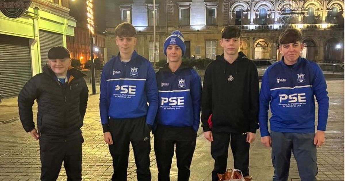 Hull lads’ try-mendous effort helping vulnerable people on the streets this Christmas