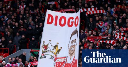 Slot applauds Liverpool and Wolves fans for ‘special’ Anfield tribute to Diogo Jota | Diogo Jota