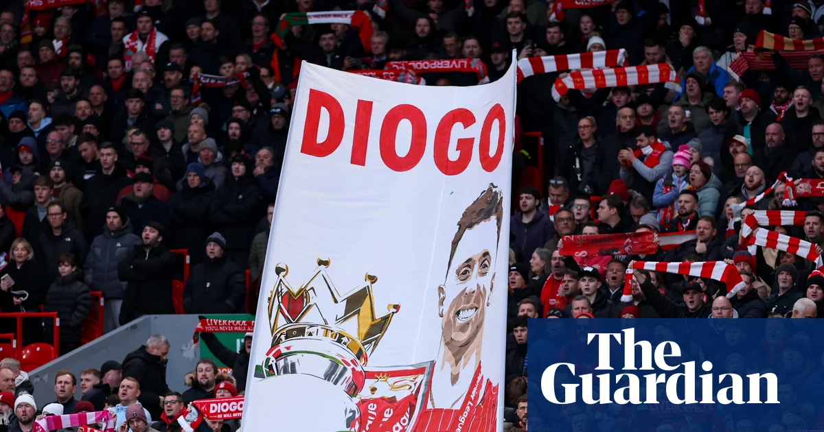 Slot applauds Liverpool and Wolves fans for ‘special’ Anfield tribute to Diogo Jota | Diogo Jota