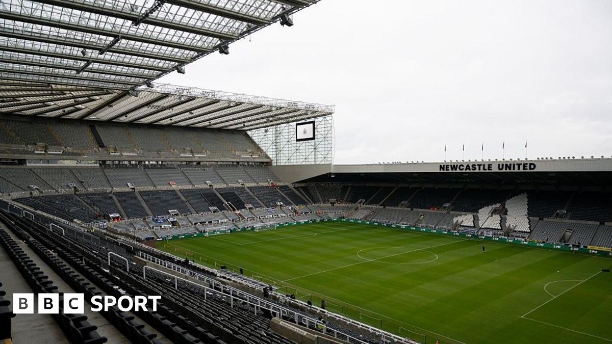 Premier League: Why Newcastle and Sunderland don’t have away fans pitchside
