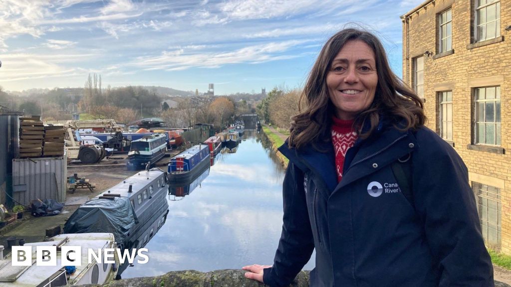 Walks spark new interest in once-toxic Bradford Canal