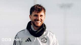 Mason Mount: Can Manchester United midfielder force way into England World Cup squad?
