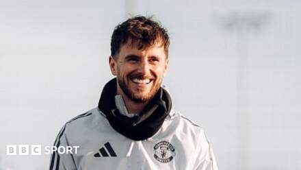 Mason Mount: Can Manchester United midfielder force way into England World Cup squad?