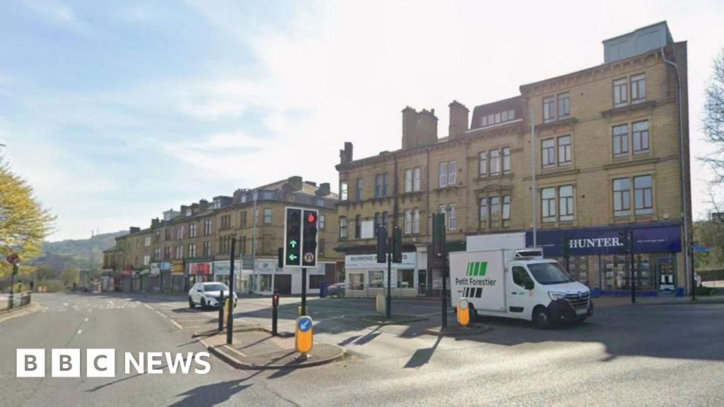 Pedestrian seriously injured in Shipley crash