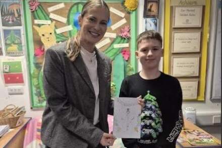 'Congratulations to Mason': Hendal pupil wins MP Jade Botterill’s Christmas card competition