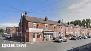 Appeal after two pedestrians badly hurt in Castleford crash
