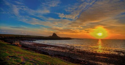 Stunning island village in England with grand castle and exotic wildlife