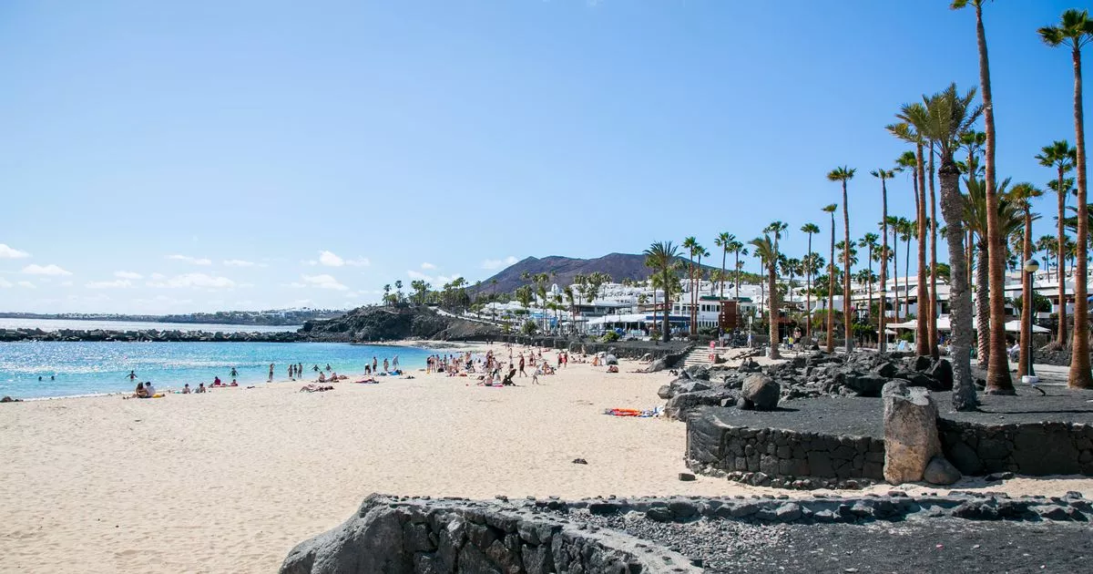 £17 Ryanair flights to hotspot that’s 21C in February