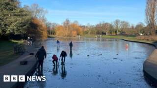 Thin ice warning after children seen playing on frozen York lake