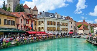 ‘Fairytale’ French Alpine town with flower-covered bridges is 2026 must-visit