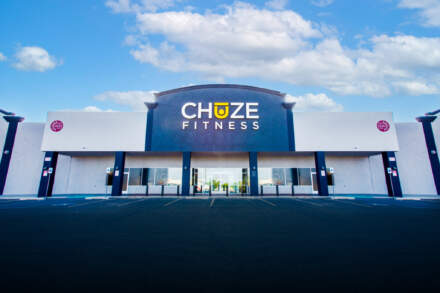 Chuze Fitness opens its fourth gym in Albuquerque, reinforcing its regional growth strategy.