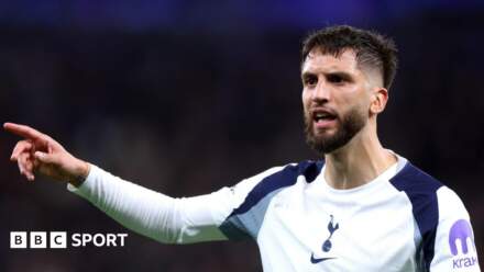 Tottenham’s Rodrigo Bentancur to miss three months with hamstring issue