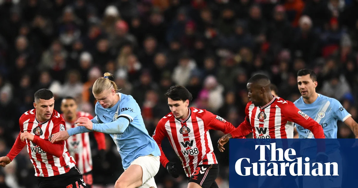 Stubborn Sunderland deny Manchester City to give Arsenal four-point cushion | Premier League