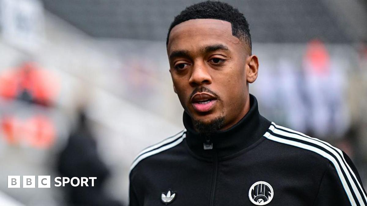 Joe Willock: Newcastle contact police after ‘disgusting’ racist abuse