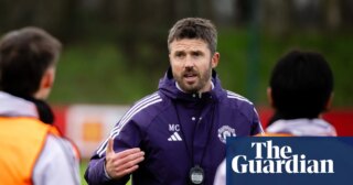 Ratcliffe and Glazer family visit Manchester United training ground to support Carrick | Manchester United