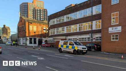 Man seriously injured in Leeds city centre stabbing