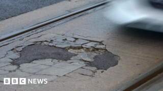 Drivers fear ‘dangerous’ potholes between Sheffield tram tracks