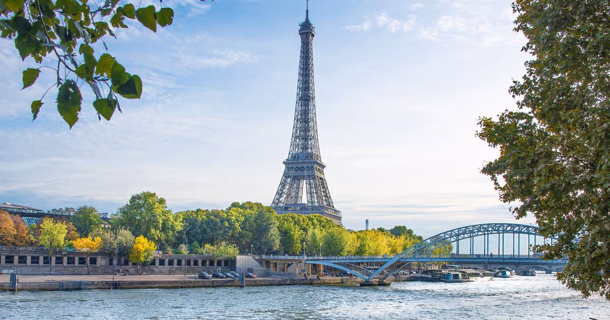 Futuristic rail project could allow travel from London to Paris in 20 minutes with passenger pods