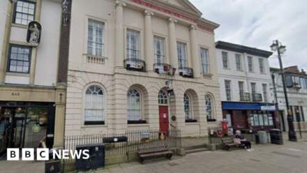 Buildings to be transferred to city council