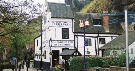 One of UK’s best pubs with hidden tunnels that was ‘hideout for Robin Hood’