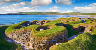Tourists flock to UK’s ‘lost city’ to see hidden gem – only to find it’s a toilet