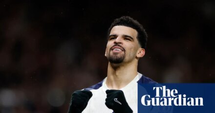 Solanke’s magic stuns City and Arsenal go six points clear – Football Weekly | Football