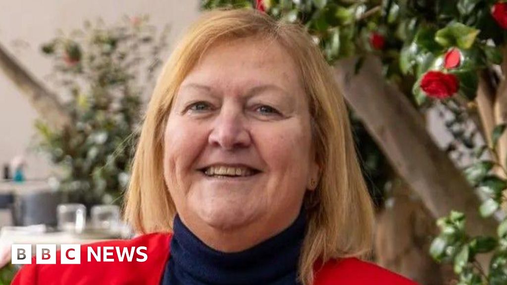 South Yorkshire businesswoman Dame Julie Kenny died from twisted intestine