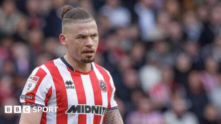 Sheffield United ‘not reckless’ despite Kalvin Phillips red card in derby, says Chris Wilder