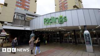 Councillors challenge shopping centre demolition