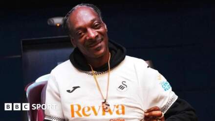 Snoop Dogg to attend Swansea City’s Championship game v Preston North End