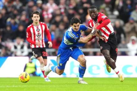 Leeds United & Sunderland final injury news with 7 now out and 2 doubts but star expected back