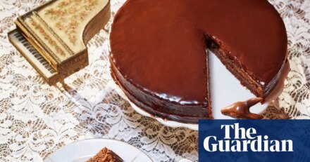 My search for the perfect Sachertorte in Vienna | Vienna holidays