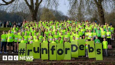Runners honour mum with record hospice fundraiser