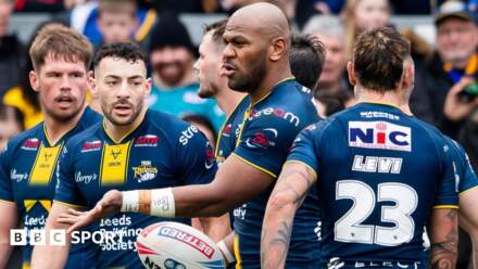 Super League: Leeds Rhinos 22-4 Castleford Tigers – Maika Sivo inspires Rhinos
