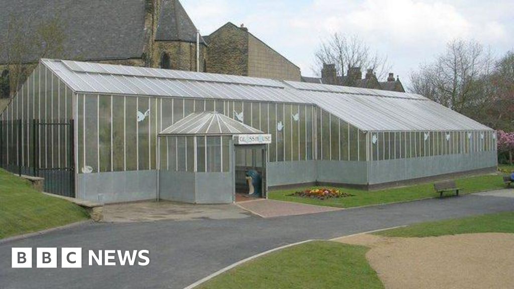 Park cafe and jungle classroom plan approved