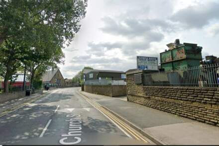 Road closures as emergency service rush to fire in Wakefield