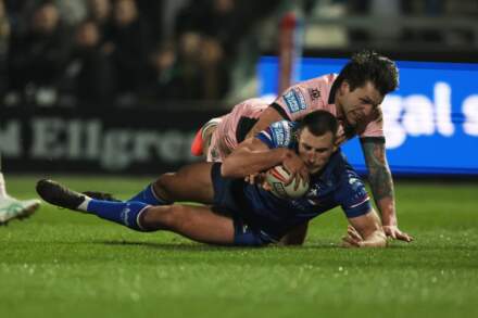 Will Tate double helps Wakefield Trinity to hard-earned win over Hull FC